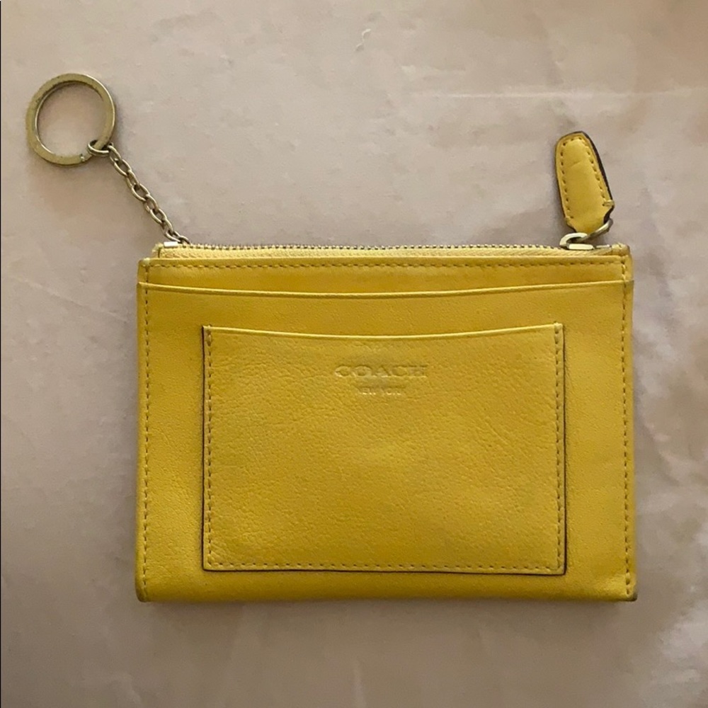 Small Yellow Coach Wallet!